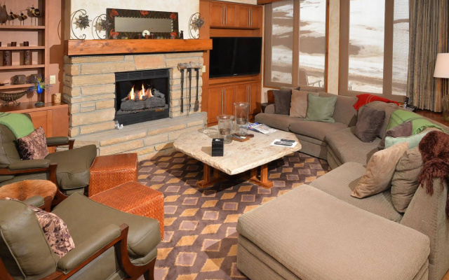 photo 3 of Ski-in Ski-out Collection By Berkshire Hathaway