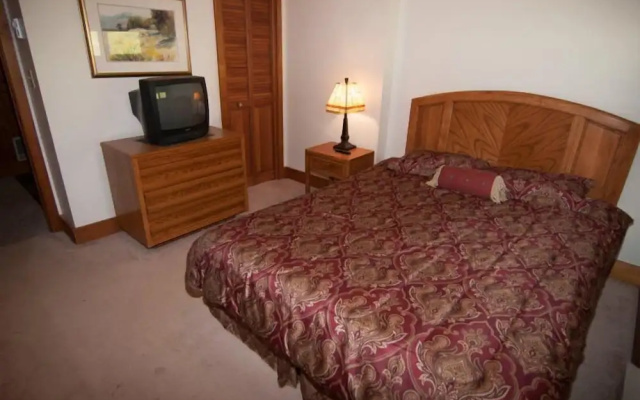 photo 3 of Ski Inn