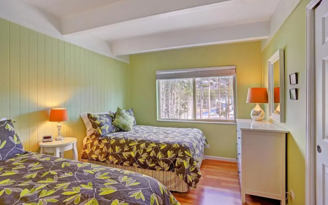 photo 4 of Ski And Racquet Club B106 2 Bedroom Condo by RedAwning