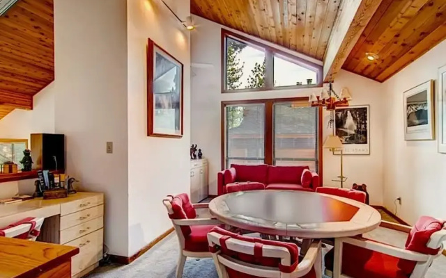 photo 2 of Skidder Trail Bear Lodge at Northstar - 5 Br Home