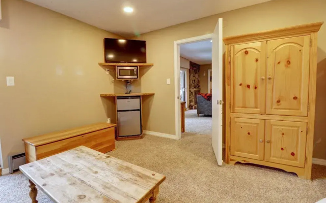 photo 3 of Ski-In Ski-Out Center Village Hotel Room - CM217 by Redawning