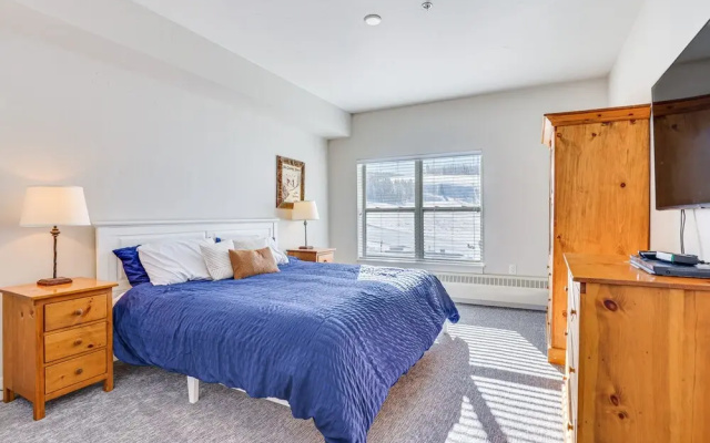photo 4 of Ski-in/ski-out Granby Penthouse w/ Mountain Views!