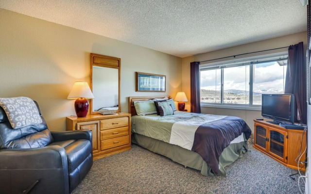 photo 3 of Ski-in/ski-out Top-floor Condo at Granby Ranch!