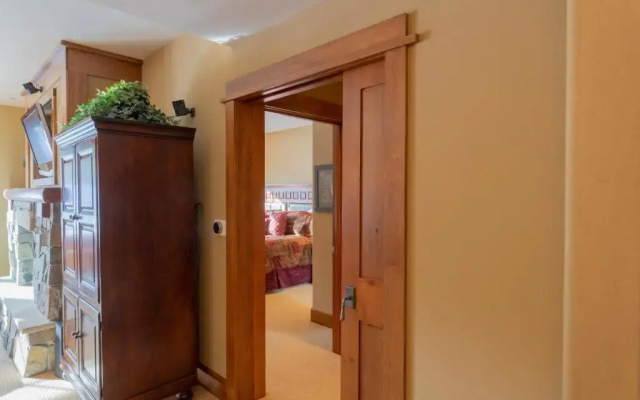 photo 5 of Ski-in/Ski-out Village at Northstar Residence! - 310 Iron Horse South