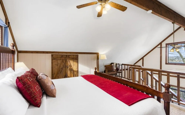 photo 4 of Skipjack Cottage Branson