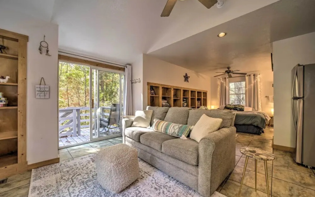 photo 2 of Sky Loft Bryson Studio: 1 Mi From Fontana Lake!