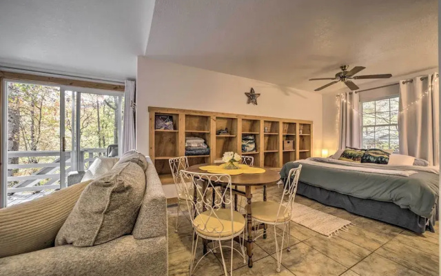 photo 4 of Sky Loft Bryson Studio: 1 Mi From Fontana Lake!