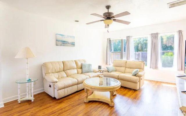 photo 4 of Sky Spacious Bungalow walking distance from beach! Name Sky Side A
