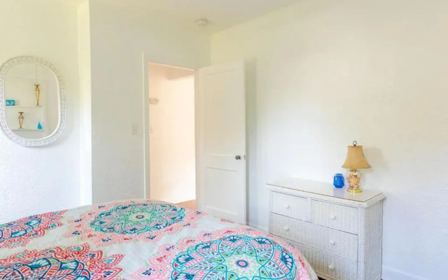photo 5 of Sky Spacious Bungalow walking distance from beach! Name Sky Side A