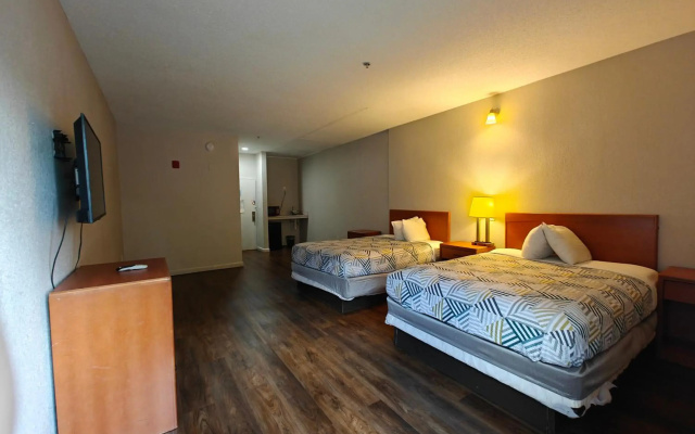 photo 3 of Budgetel Inns & Suites - Atlanta Galleria Stadium