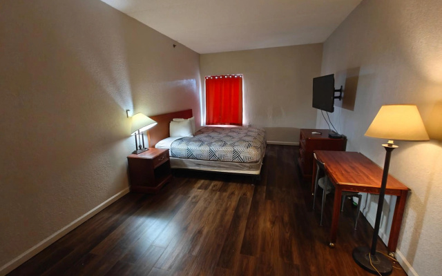 photo 4 of Budgetel Inns & Suites - Atlanta Galleria Stadium