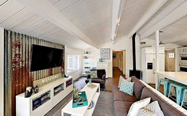 photo 4 of Skyland Hideaway W/ Private Beach By Wood Slopes 3 Bedroom Cabin