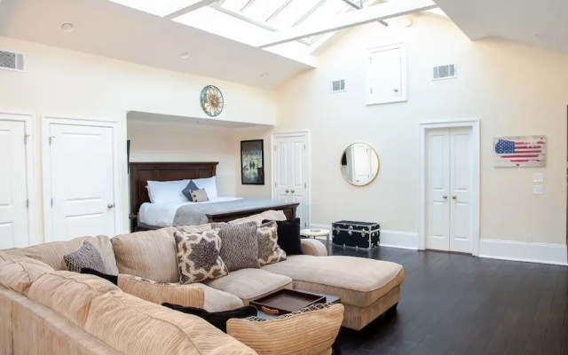 photo 3 of Skylight Studio