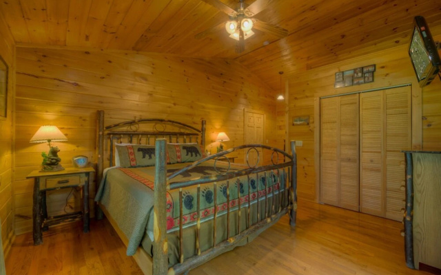 photo 3 of Skyline Lodge by Escape to Blue Ridge