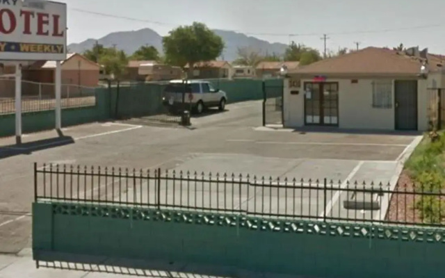 photo 4 of Skyline Motel