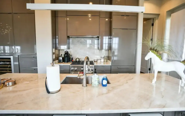 photo 4 of Skyline Penthouse