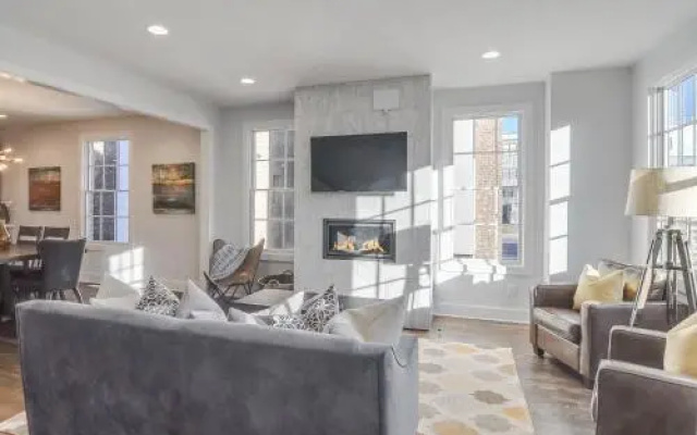 photo 2 of Skyline View Nashville Townhome