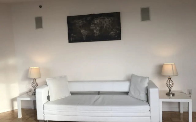 photo 2 of Skyview Luxury Suites - New York City