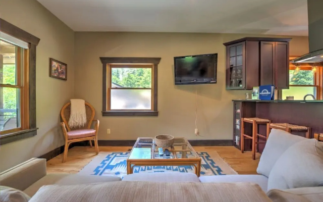 photo 3 of Skyway Cottage - 2 Br Home
