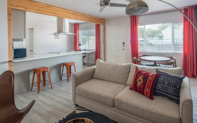 photo 4 of Sleek 3BR Home in Arcadia by WanderJaunt