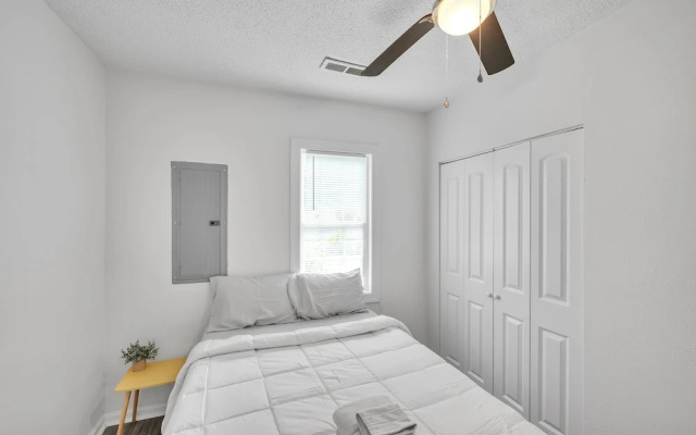 photo 5 of Quiet Family Home - Downtown, Pet Friendly, 4 Beds