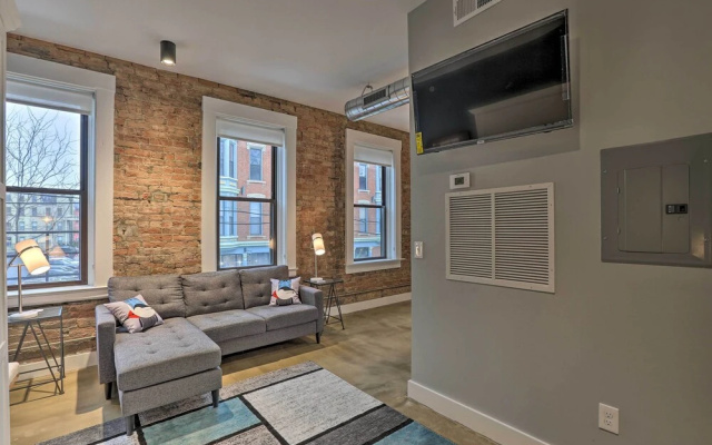 photo 4 of Sleek Studio Near Dtwn Dining & Entertainment