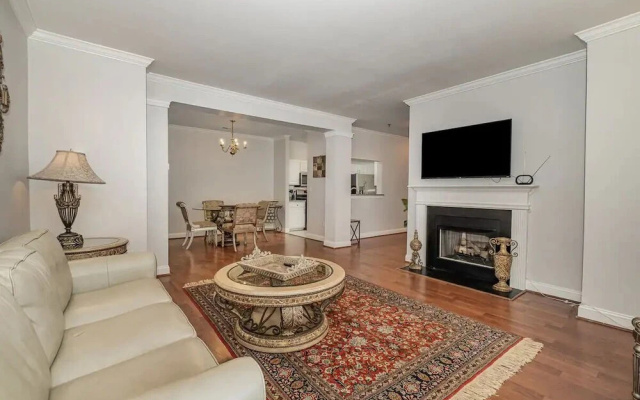 photo 5 of Sleek & Stylish Condo In Southpark 3 Bedroom Home by RedAwning