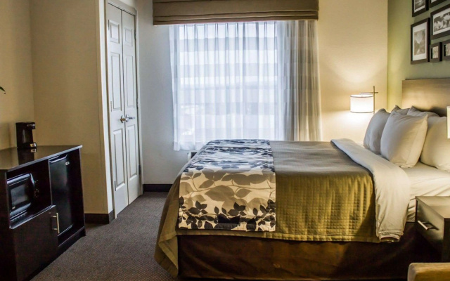 photo 4 of Express Inn & Suites