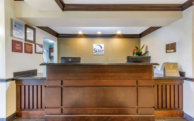 photo 2 of Sleep Inn & Suites Jacksonville West