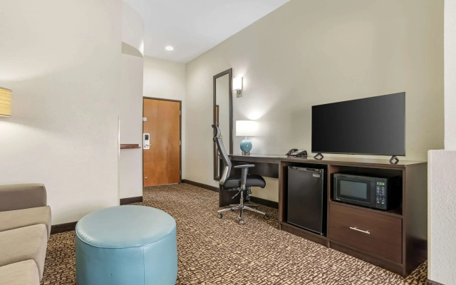 photo 3 of Sleep Inn & Suites Montgomery East I-85