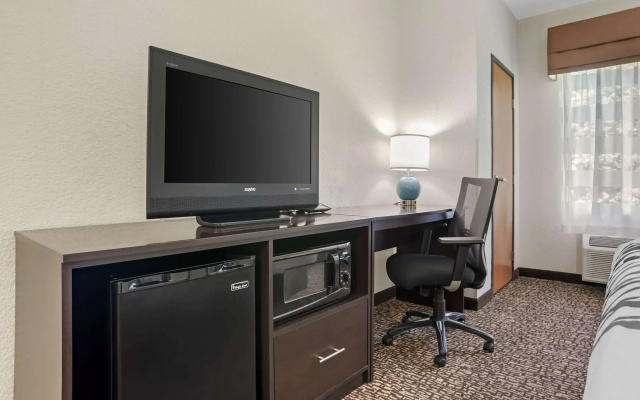photo 4 of Sleep Inn & Suites Montgomery East I-85
