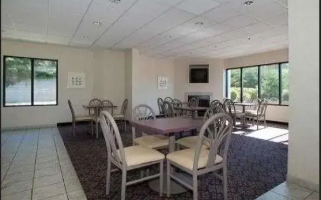 photo 5 of Baymont by Wyndham Mooresville