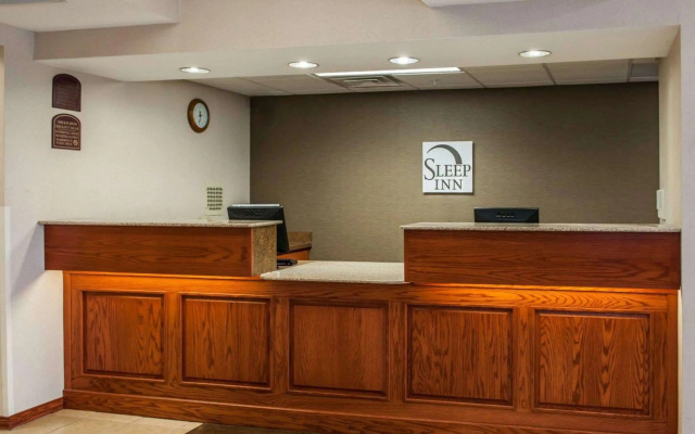 photo 2 of Sleep Inn South Bend Airport