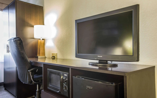 photo 5 of Sleep Inn Columbia Airport