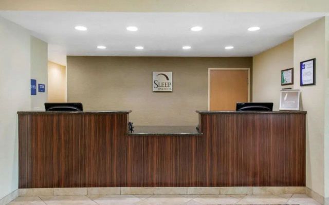photo 2 of Sleep Inn & Suites Port Charlotte - Punta Gorda