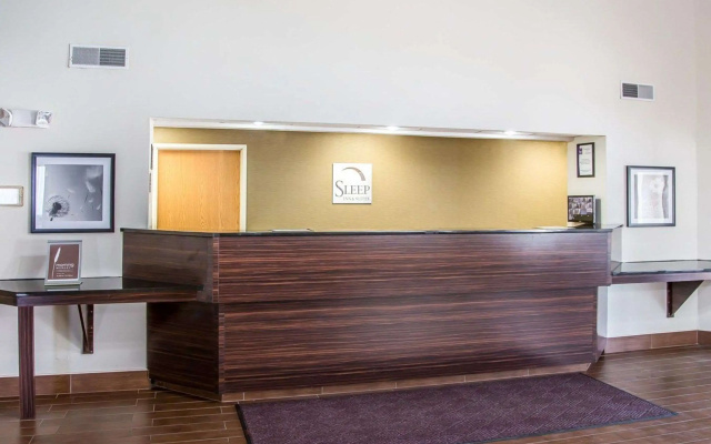 photo 2 of Sleep Inn & Suites Davenport - Quad Cities