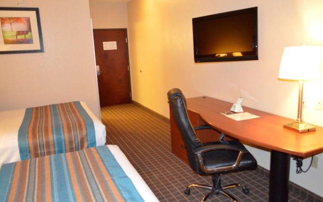 photo 4 of Best Western Orange Inn & Suites