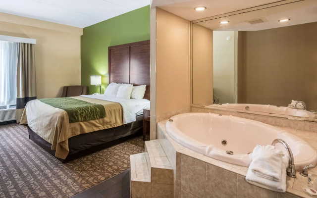photo 2 of Comfort Inn & Suites Panama City North