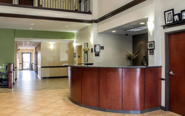photo 2 of Sleep Inn And Suites Pearland - Houston South