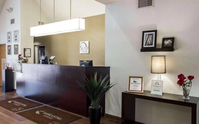 photo 2 of Sleep Inn North Scottsdale near Mayo Clinic