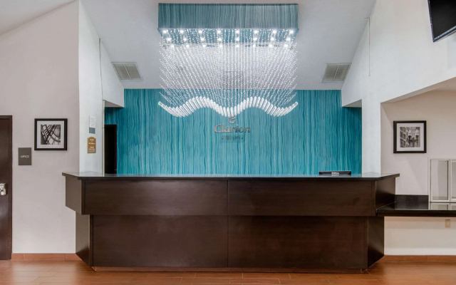 photo 2 of Clarion Inn & Suites DFW North