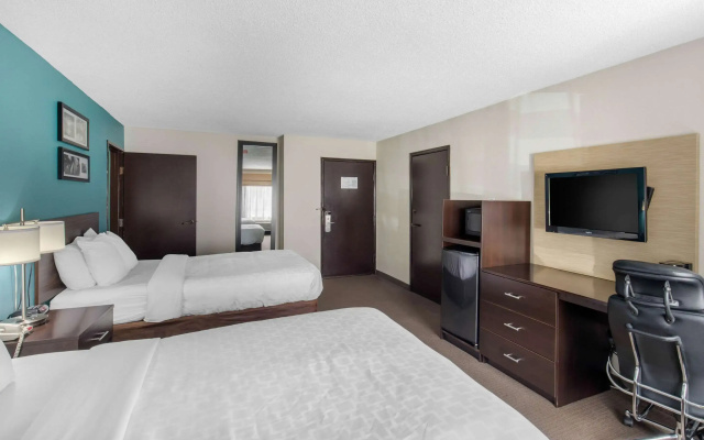 photo 3 of Clarion Inn & Suites DFW North