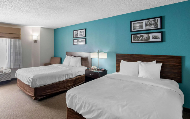 photo 5 of Clarion Inn & Suites DFW North