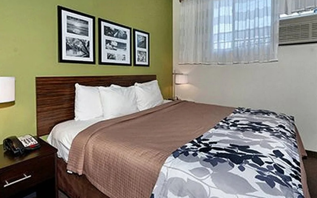 photo 2 of Sleep Inn JFK Airport NY 382 Hotel
