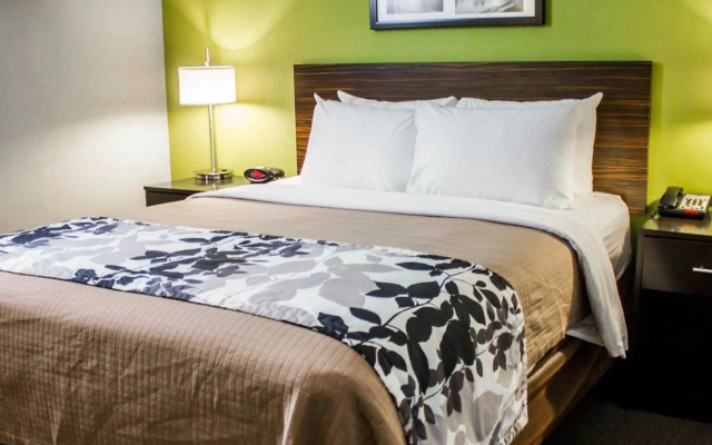 photo 3 of Cresthaven Inn JFK