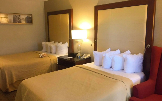 photo 2 of Quality Inn Morganton Southeast