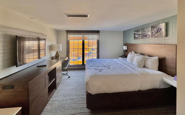 photo 3 of Sleep Inn Oakbrook Terrace - Chicago