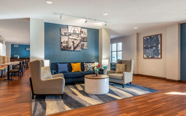 photo 2 of Sleep Inn St Louis - Airport