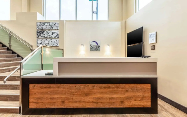 photo 5 of Van Wyck Hotel & Suites Near JFK Airport