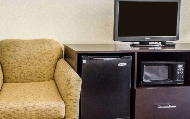 photo 4 of Sleep Inn Louisville Airport & Expo